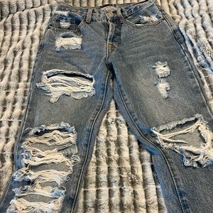 Fashion nova boyfriend Jean. Size 0 and Color: Blue Medium wash